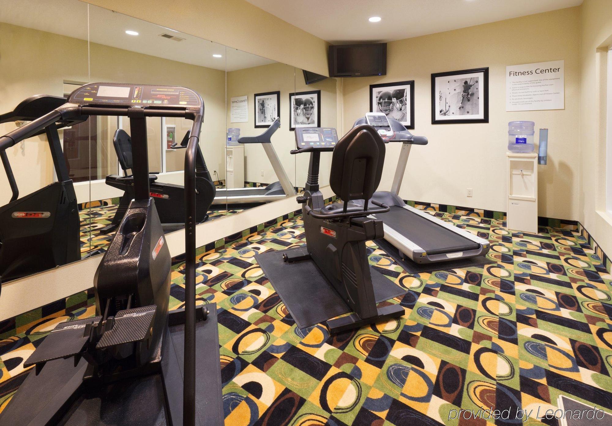 Holiday Inn Express Hotel & Suites Burlington By Ihg Facilidades foto